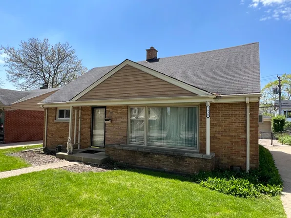 7830 N Harlem Ave, Niles, IL 60714