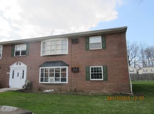 31504 Marginal Rd, Eastlake, OH 44095