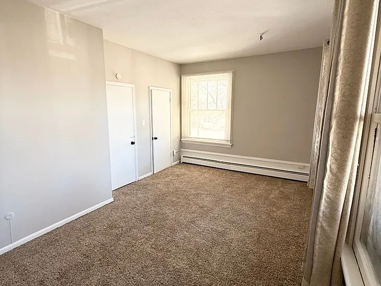 The Manor — Photo 14