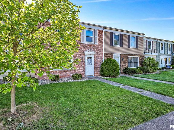 2nd image of 3605 N Sandia Dr #100