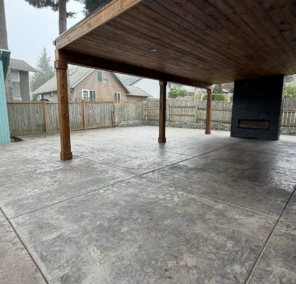 3 bed, 2.5 bath, 1870 sqft, $2,995 — Photo 3