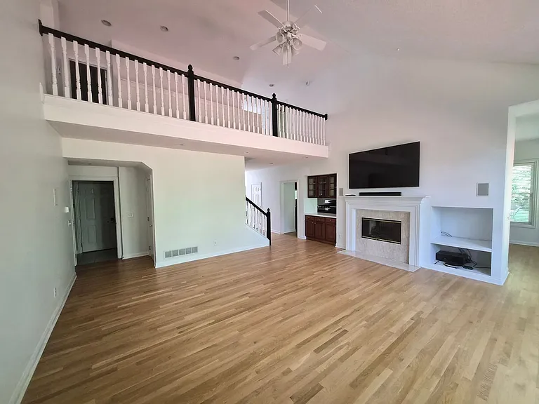 6237 Muirloch Ct S — Photo 5