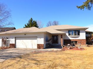 4 Greenhaven Bay, Faribault, MN 55021