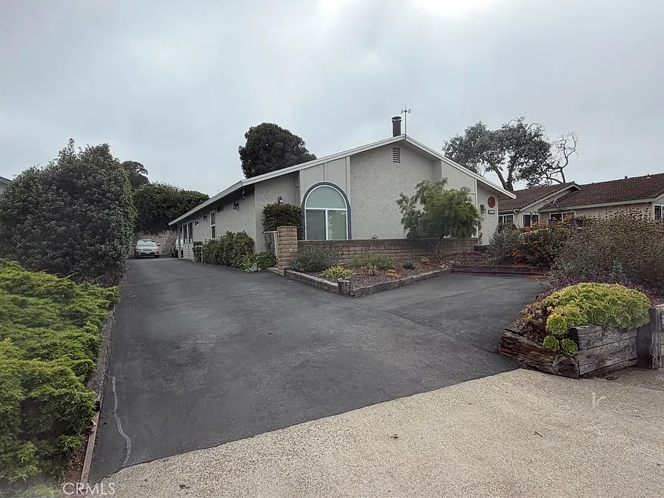 255 Butte Dr #C