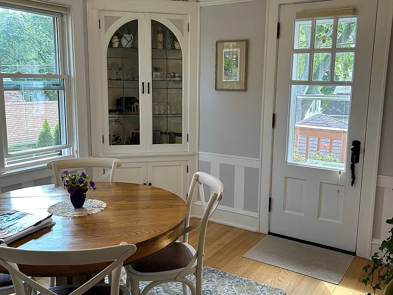 6015 W Wells St — Photo 5