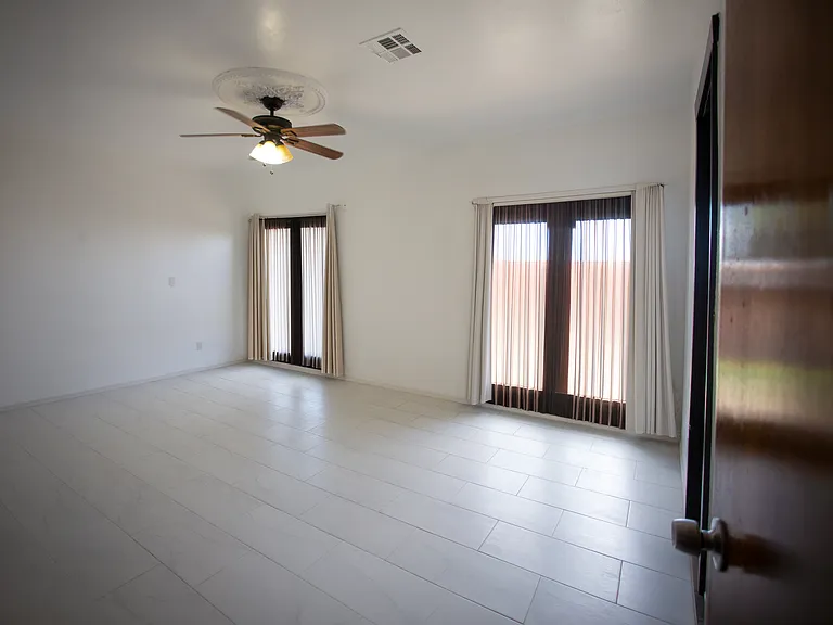 705 N Linda Vista Dr — Photo 20