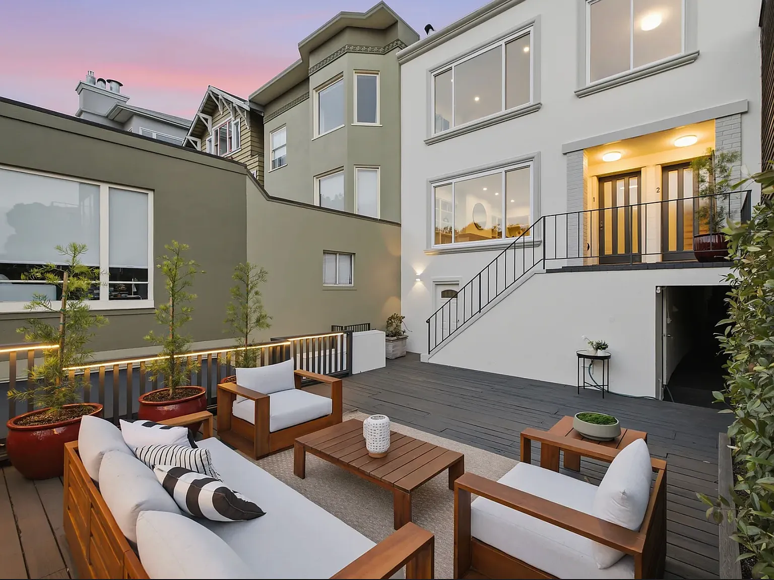 2 bed, 1200 sqft, $7,995 — Photo 2