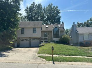 517 NW 80th Ter, Kansas City, MO 64118