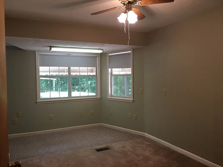 4084 Friendship Rd — Photo 9