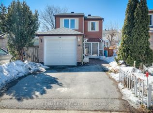 34 Whistling Hills Dr, Toronto, ON M1V2B5