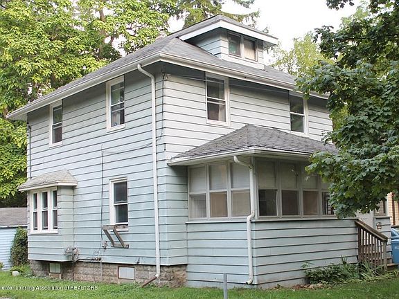 2nd image of 1201 Leslie St