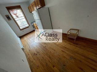 25-03 Steinway St #2G, Astoria, NY 11103