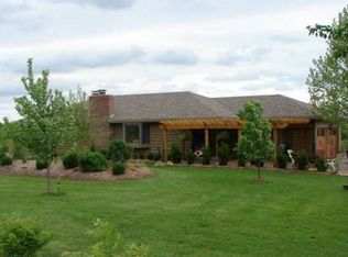 1320 N 1100th Rd, Lawrence, KS 66046