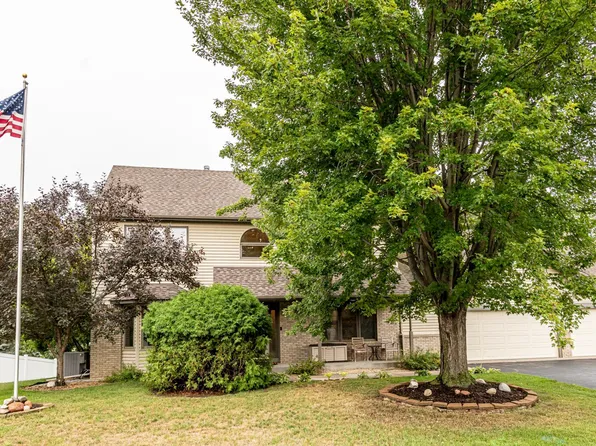 15110 Avocet St NW, Andover, MN 55304