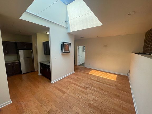 2nd image of 99 Pine St APT 317