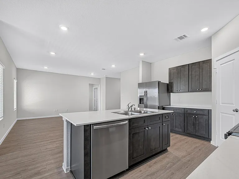 503 Northern Red Dr — Photo 7