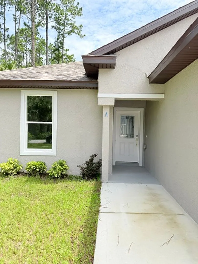 Brand new duplex with screen porch ! — Photo 3