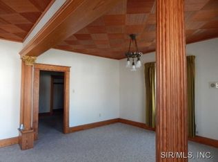 116 E Center St, Brighton, IL 62012