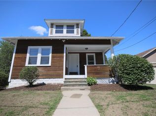 15 Mauran St, Cranston, RI 02910