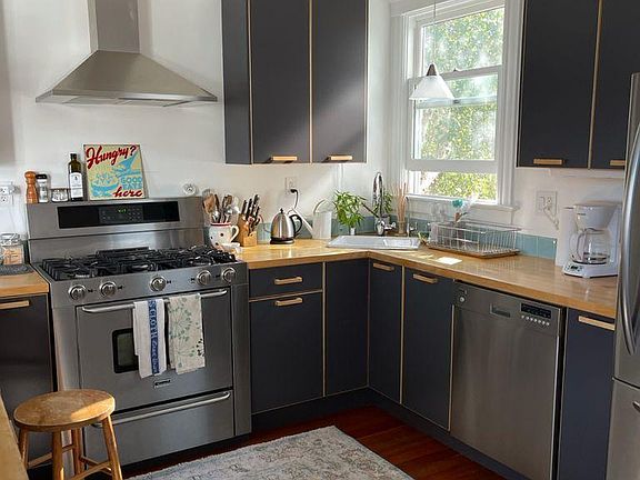 5th image of 275 Eureka St