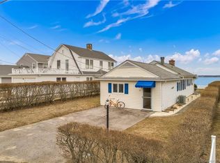 30 E Shore Dr, Niantic, CT 06357