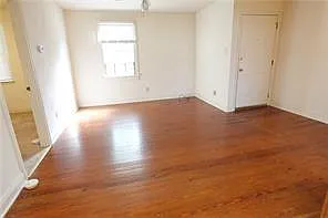 1225 1/2 Burdette St #1225 — Photo 3