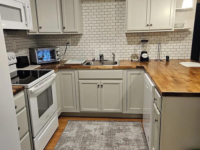 104 Tamara Ln — Photo 4