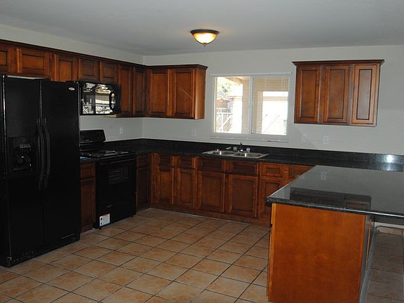 5th image of 7936 W Meadowbrook Ave