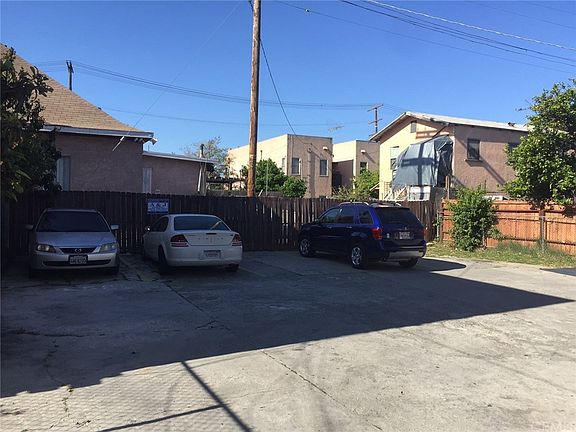4th image of 258 E 28th St