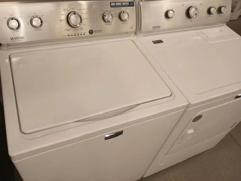 1206 W Victory Blvd #B — Photo 18