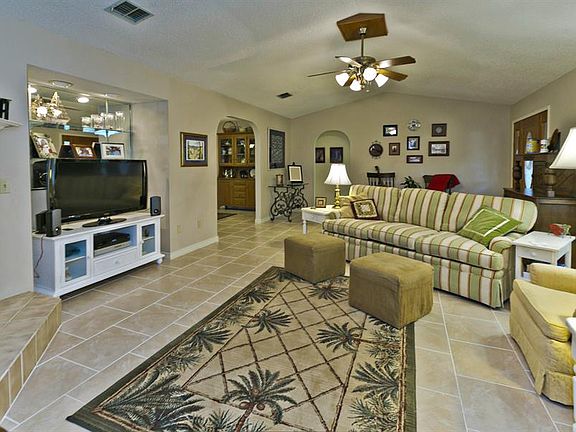 5th image of 1121 San Jose Forest Dr