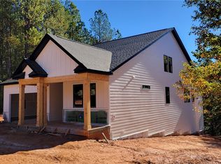 321 Stardust Ln, Seneca, SC 29672