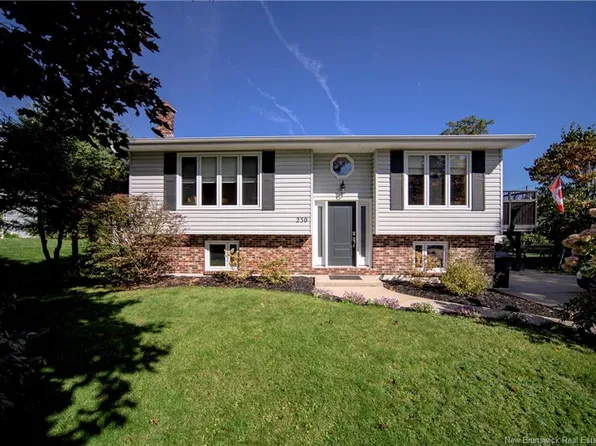 230 Case St, Fredericton, NB E3B 7E2