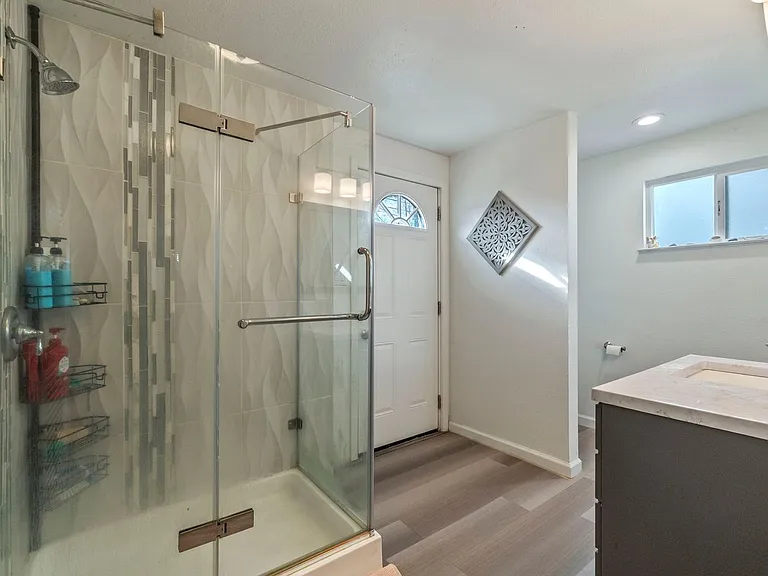 701 Bowman Dr — Photo 19