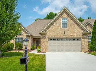 1997 Belleau Village Ln, Chattanooga, TN 37421