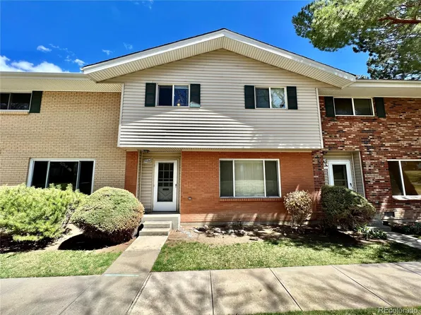 9032 E Lehigh Ave, Denver, CO 80237