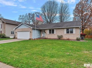 2009 Montague Dr, Springfield, IL 62711