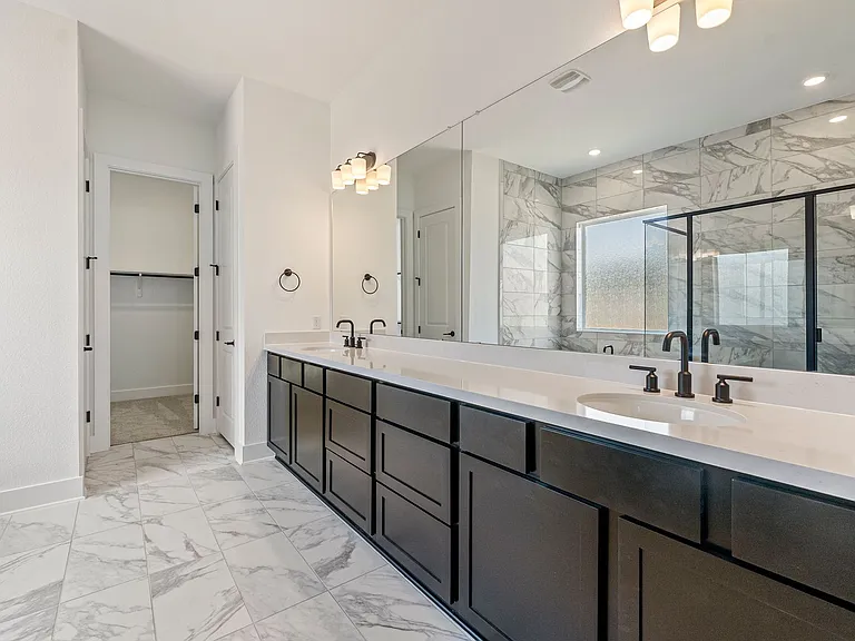 2532 Chiavari Way — Photo 32