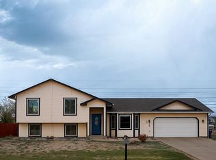 115 E Arvada Dr, Pueblo West, CO 81007