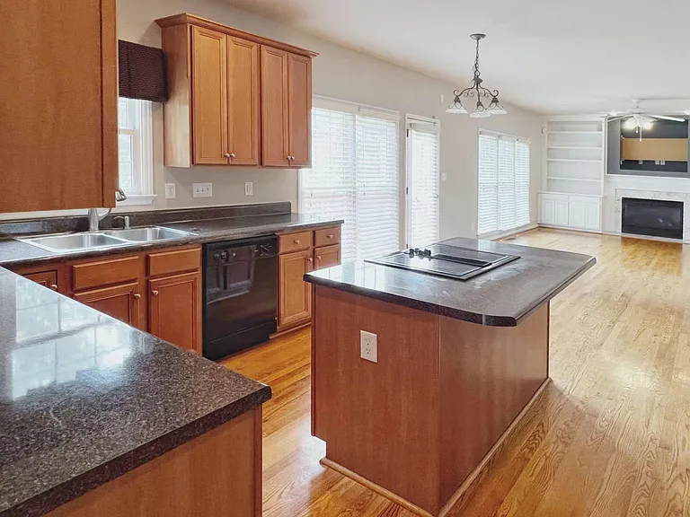 314 Hardwick Dr — Photo 12