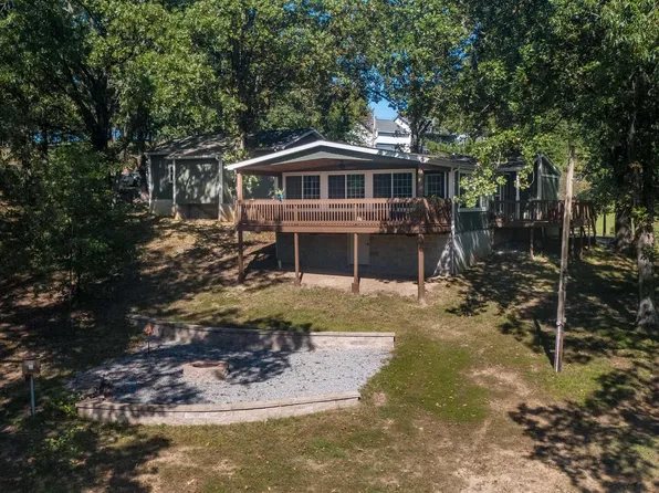 3060 Egyptian Hills Dr, Creal Springs, IL 62922