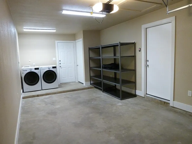 6802 La Salle Dr — Photo 36