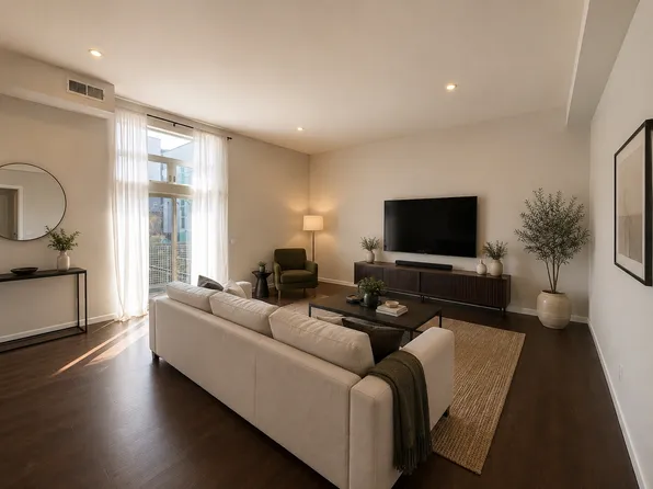 989 Sigsbee St, San Diego, CA 92113