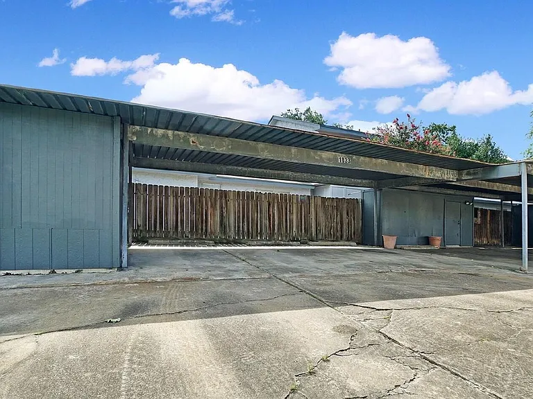 1833 Country Village Blvd — Photo 22