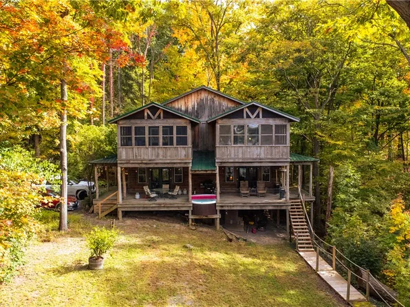 1505 Combs Rd, Ovid, NY 14521