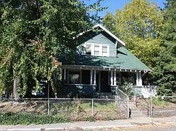 1544 Draper St photo 1