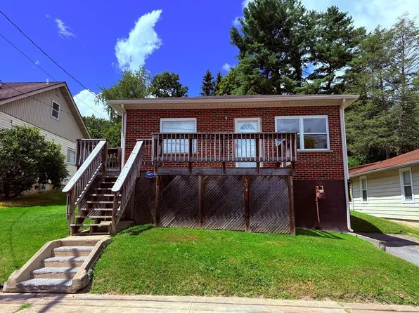 604 N Oakwood Ave, Beckley, WV 25801