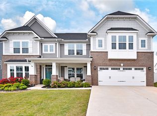 206 Chinook Dr, Greenville, SC 29607