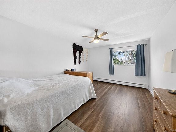 4th image of 1000 Esquimalt Rd #302