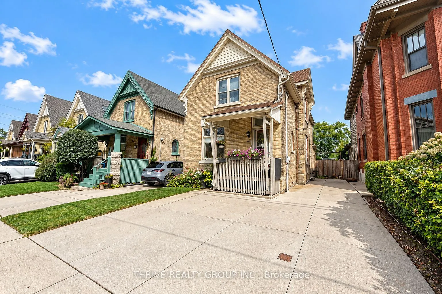 2 bed, $2,000 — Photo 1
